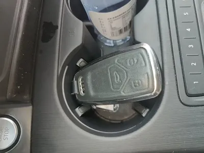 Audi A4L 2017, 157500 км, за 71000 CNY - фото 9