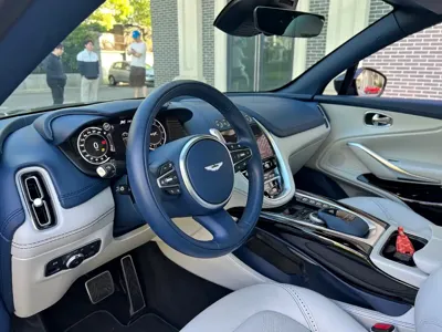 Aston Martin DBX 2024, 3000 км, за 1478000 CNY - фото 9
