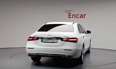 Mercedes-Benz E-Class 2022, 64113 км, за 42000000 KRW - фото 4