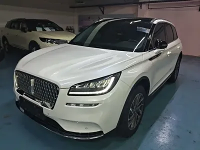 Lincoln Corsair · 2022 год