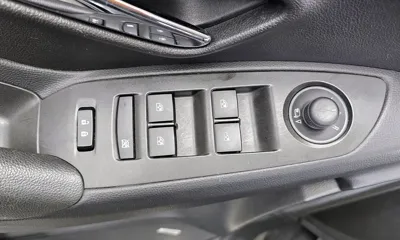 ChevroletGMDaewoo Trax 2017, 77524 км, за 7400000 KRW - фото 28