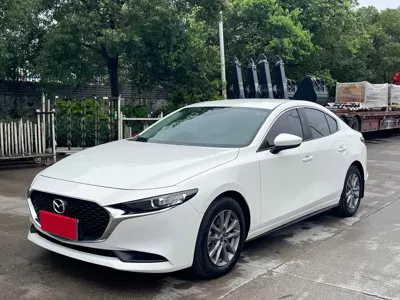 Mazda 3 Axela · 2021 год