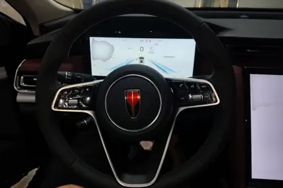 Hongqi H5 PHEV 2025, 100 км, за 140112.94 CNY - фото 13