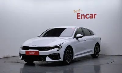 Kia K5 · 2025 год