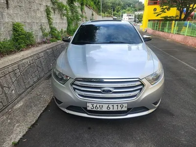Ford Taurus 2013, 105209 км, за 2976.77 USD