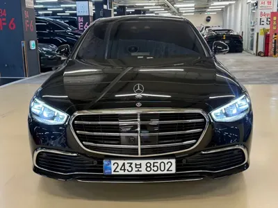 Mercedes-Benz S-Class · 2022 год
