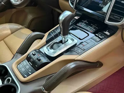 Porsche Cayenne 2015, 160000 км, за 144100 CNY - фото 14
