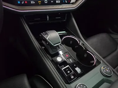 Volkswagen Touareg 2024, 15446 км, за 75900000 KRW - фото 9