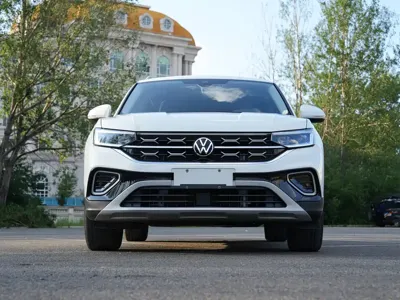 Volkswagen Tayron 2023, 13000 км, за 199800 CNY