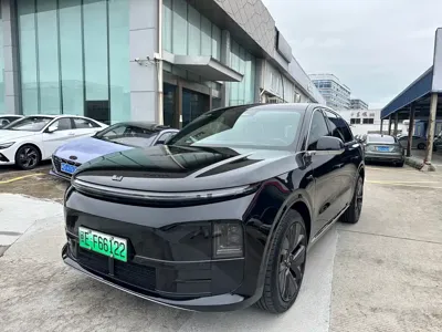 Li Auto Li L6 · 2024 год