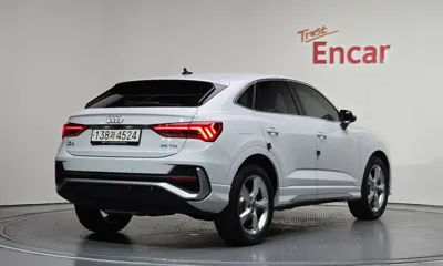 Audi Q3 2024, 5998 км, за 48500000 KRW