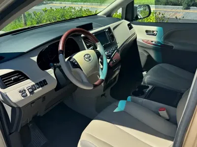 Toyota Sienna 2014, 135000 км, за 95000 CNY - фото 13
