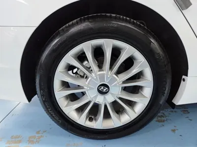 Hyundai Sonata 2017, 72592 км, за 12500000 KRW - фото 5