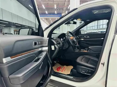 Ford Explorer (Import) 2018, 72000 км, за 109800 CNY - фото 9