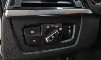 BMW 3-Series 2015, 109112 км, за 9900000 KRW - фото 20