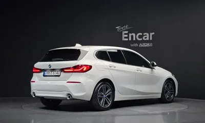 BMW 1-Series 2022, 14687 км, за 24900000 KRW