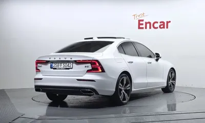 Volvo S60 2022, 79096 км, за 28990000 KRW
