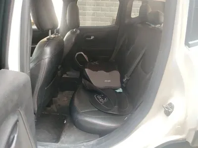 Jeep Renegade 2018, 102899 км, за 31300 CNY - фото 14