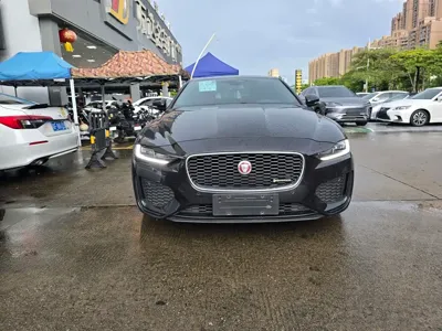 Jaguar XEL 2023, 32000 км, за 128800 CNY