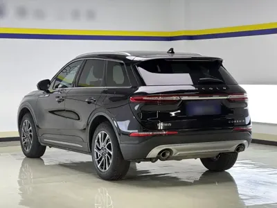 Lincoln Corsair 2022, 89200 км, за 102100 CNY