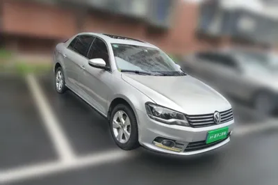 Volkswagen Bora 2015, 114900 км, за 35702.93 CNY