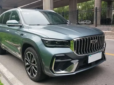Geely Xingyue L 2025, 10100 км, за 125000 CNY