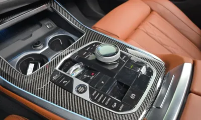 BMW X7 2025, 6984 км, за 150000000 KRW - фото 9