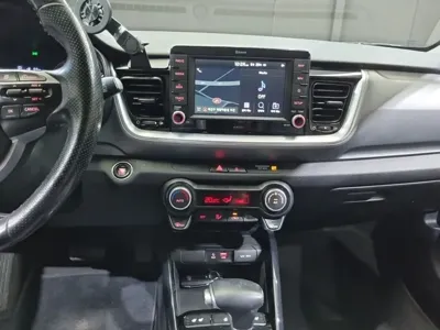 Kia Stonic 2020, 74316 км, за 12500000 KRW - фото 8