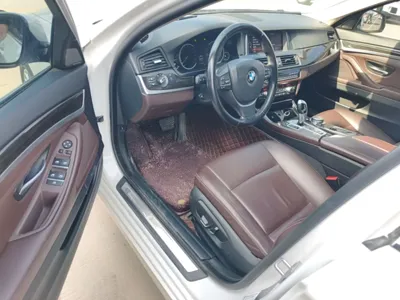 BMW 5 Series 2017, 141100 км, за 107075.77 CNY - фото 19