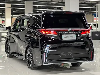 Toyota Vellfire 2023, 50800 км, за 788000 CNY - фото 6