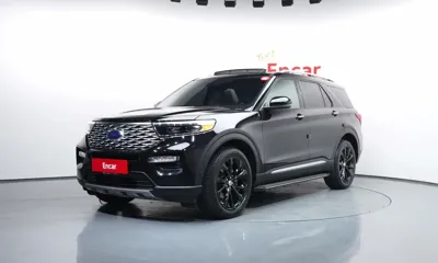 Ford Explorer · 2021 год