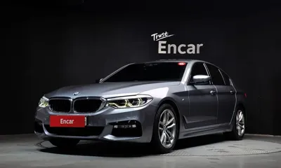 BMW 5-Series · 2017 год
