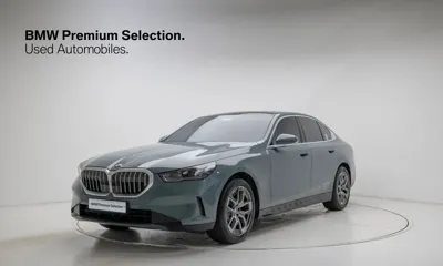 BMW 5-Series · 2025 год