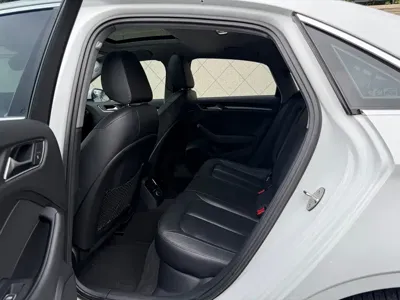 Audi A3 2019, 80000 км, за 59800 CNY - фото 7