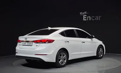 Hyundai Avante 2016, 124572 км, за 8900000 KRW