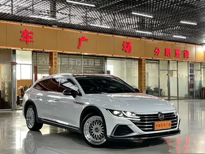 Volkswagen CC 2021, 60000 км, за 99600 CNY
