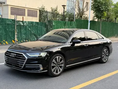 Audi A8 · 2019 год