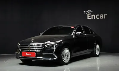 Mercedes-Benz E-Class · 2022 год