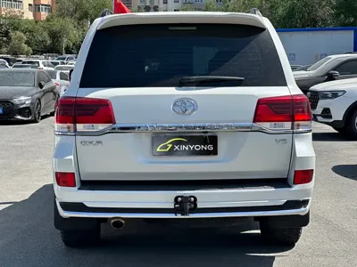 Toyota Land Cruiser 2019, 90000 км, за 459799 CNY