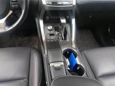 Lexus NX 2019, 57800 км, за 130900 CNY - фото 16