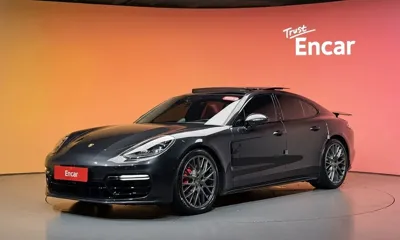 Porsche Panamera · 2020 год
