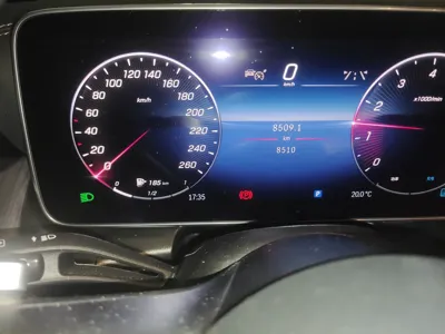 Mercedes-Benz GLC 2024, 8500 км, за 299771.46 CNY - фото 13