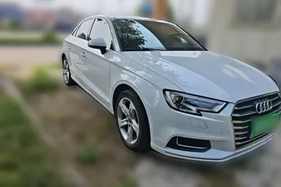 Audi A3 2020, 98100 км, за 67000.79 CNY
