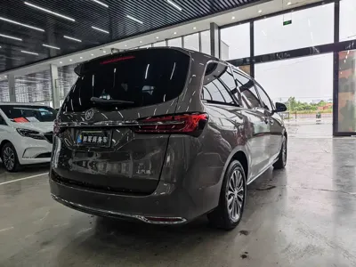 Buick GL8 2023, 60000 км, за 125800 CNY - фото 9