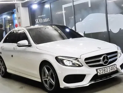 Mercedes-Benz C-Class · 2015 год