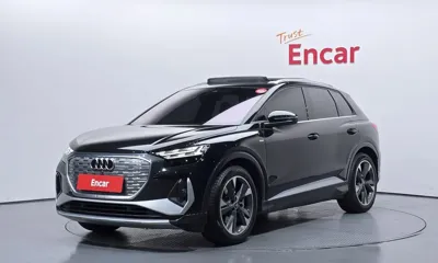 Audi Q4 e-tron · 2022 год