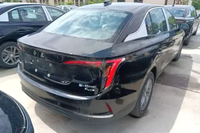 Hongqi E-QM5 2025, 100 км, за 127128.82 CNY - фото 6