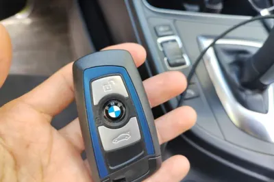 BMW 3 Series 2017, 153100 км, за 78477.01 CNY - фото 17