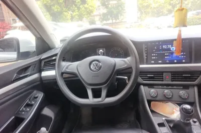 Volkswagen Bora 2019, 77100 км, за 48551.1 CNY - фото 7