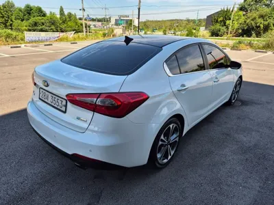 Kia K3 2015, 172486 км, за 4490000 KRW